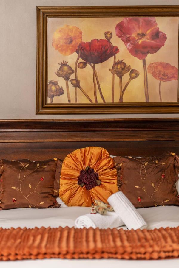 Fatmols Guest Lodge Johannesburg Bagian luar foto