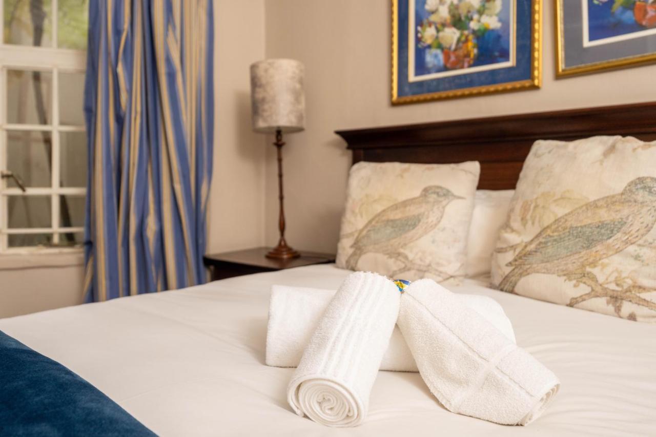 Fatmols Guest Lodge Johannesburg Bagian luar foto